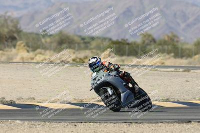 media/Dec-04-2025-Racers Edge (Thu) [[5ebc9f124d]]/3-B Group/1-Session 1 (Turn 7)/